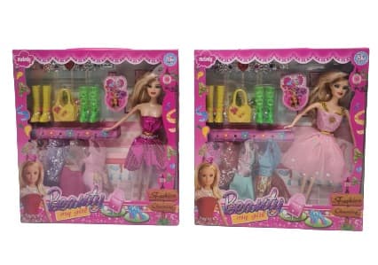 בובה אופנתית 4 שמלות להחלפהבאתר אטרקציה אונליין