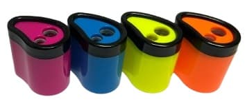 מחדד עם מיכל 2 גדלים רק באטרקציה