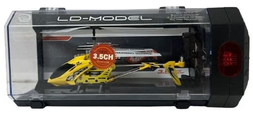 מסוק מעופף נטען על שלט רחוק רק באטרקציה