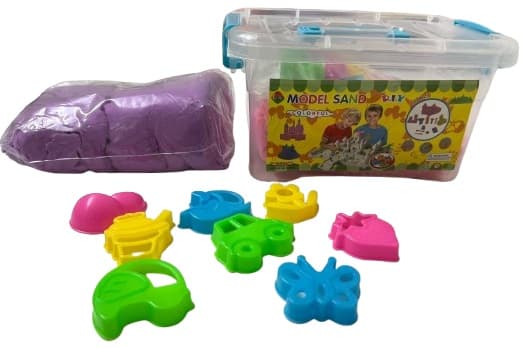 חול קינטי בקופסה עם כלים במבחר צבעים 20X15 ס"מ קונים רק באטרקציה מהיבואן לצרכן