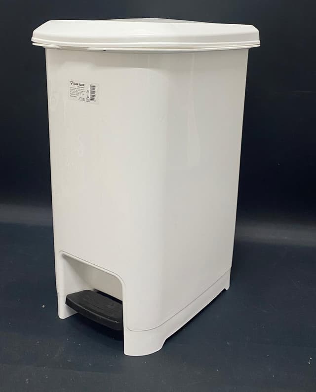 פח דוושה מלבני צר מפלסטיק 25 ליטר קונים רק באטרקציה מהיבואן לצרכן