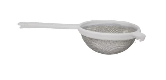 מסננת עם ידית פלסטיק - קוטר 9.5 ס"מ קונים רק באטרקציה מהיבואן לצרכן