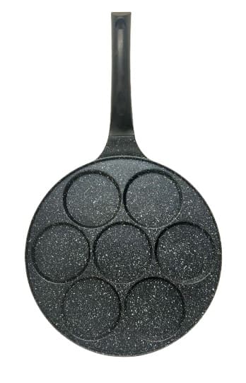 מחבת יציקה 7 שקעים חלק- קוטר 26 ס"מ מתאים לאינדוקציה קונים רק באטרקציה מהיבואן לצרכן