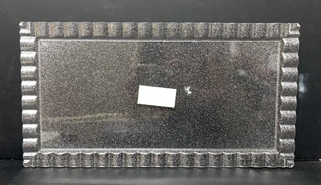 מגש מלבני מסגרת גלים כ- 43X22.5 ס"מ - נצנץ כסף קונים רק באטרקציה מהיבואן לצרכן