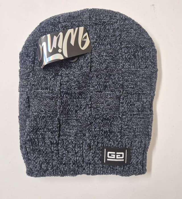 כובע סריג שניל פנימית פרווה נוער/מבוגר בצבעים - שחור/אפור/כחול/חום קונים רק באטרקציה מהיבואן לצרכן