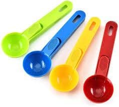 כף גלידה כ - 18.5X 6 ס"מ במבחר צבעים : אדום/ירוק/כחול/כתום קונים רק באטרקציה מהיבואן לצרכן