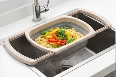 מסננת סיליקון עם ידיות נשלפות מתקפלת כ - 25X35 ס"מ צבעים : בז' אפור/לבן אפור קונים רק באטרקציה מהיבואן לצרכן