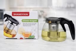 קנקן תה זכוכית כ - 1.1 ליטר עם מסננת נירוסטה לחליטות קונים רק באטרקציה מהיבואן לצרכן