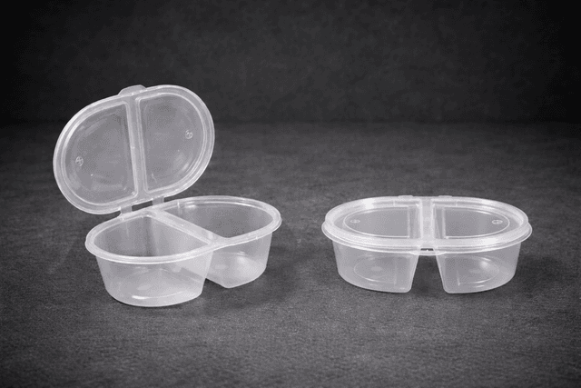 סט 12 קופסאות חד פעמי אליפסה מחולקות כ- 100 מ"ל קונים רק באטרקציה מהיבואן לצרכן