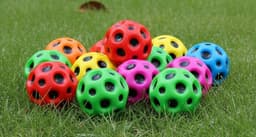 כדור מקפץ גבוה 7 ס"מ – חזק, מהיר וכיפי במיוחד קונים רק באטרקציה מהיבואן לצרכן