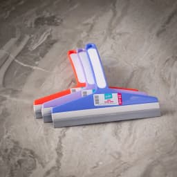 מגב חלון ושיש