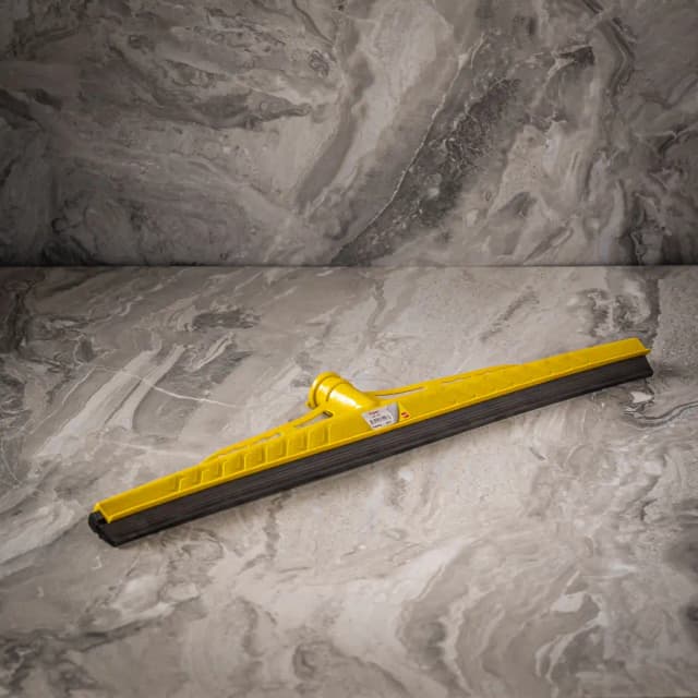 מגב פלסטיק 55 ס״מ