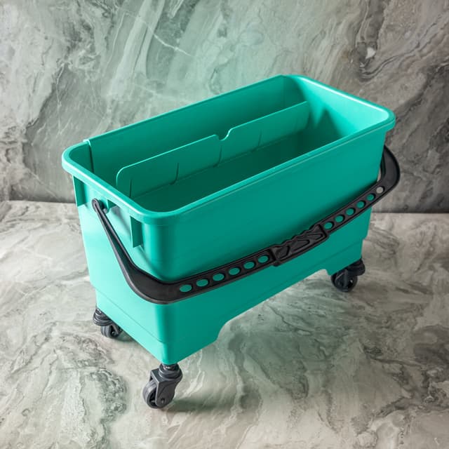 דלי עם גלגלים איכותי