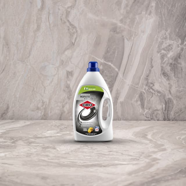 ORO - ג'ל לכביסה שחורה להסרת כתמים ביעילות רבה