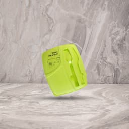 קופסת אוכל+סכין ומזלג .