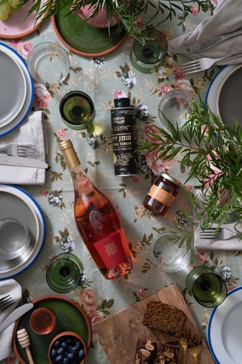 מארז שי 7 - החיים בוורוד