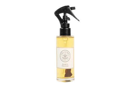 בושם לבית | DAMUS | מאוורר | מעט חמצמץ | מיועד לבישום חלל הבית | אריגים | סדינים | בגדים אמה לורה | Ama lurra