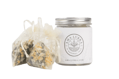 שקיות ריח טבעי | במילוי פתיתי סבון טבעי | הפתיתים מעושרים בשמן אתרי קינמון וגרניום | לספיחת ריחות אמה לורה | Ama lurra