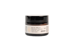 קרם יום לחות והגנה על העור | מתאים לכל סוגי העור | חומצה היאלורונית | בשילוב תמציות צמחי מרפא ושמנים ארומתרפיים | מכיל 50 מל | אמה לורה | Ama lurra