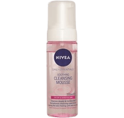 תרחיץ מוס | חיוני ומרגיע | לניקוי יום יומי | לעור יבש ועדין | מכיל 150 מל | ניוואה | NIVEA