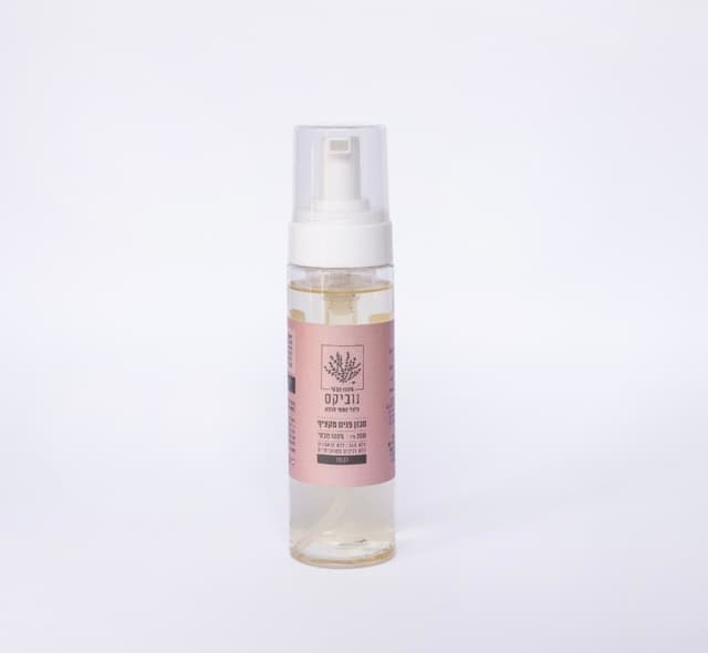 סבון פנים מקציף לבנדר 200 מל נוביקס