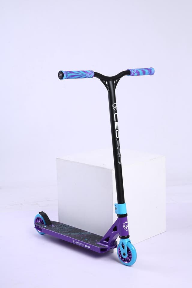 קורקינט פעלולים סקוט ליאו פרו - LEO PRO S6