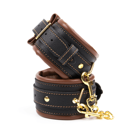 אזיקי רגליים בריפוד כפול אבזמים מוזהבים | אביזרי מין