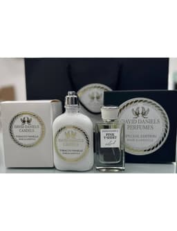 דייויד דניאלס פינק טי שרט מארז לגבר בושם אדפ 80מ"ל + נר + קרם גוף DAVID DANIELS PINK TSHIRT EDP 80ML SET